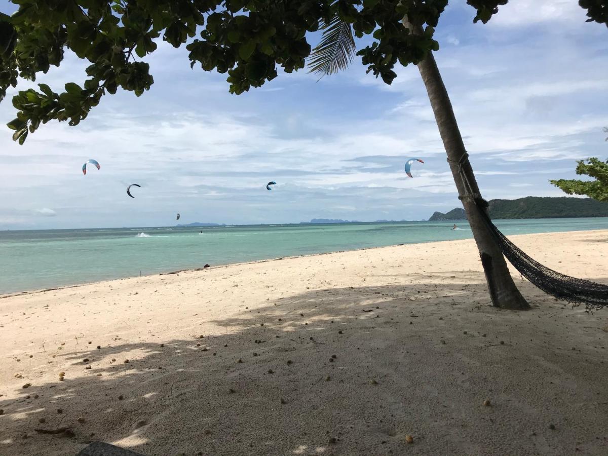 Phangan Villa Bungalows トンサラ エクステリア 写真